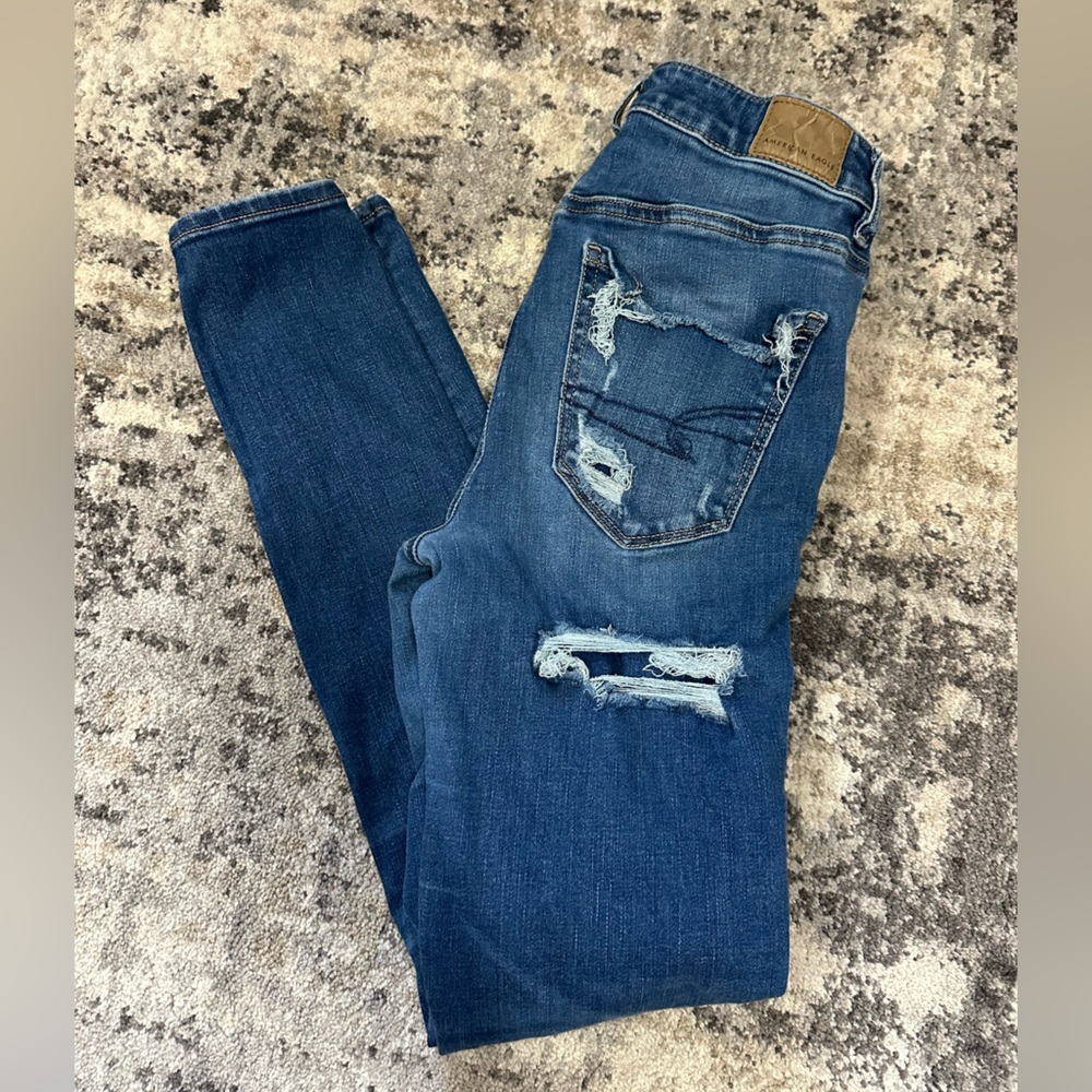 Women’s American Eagle jeans